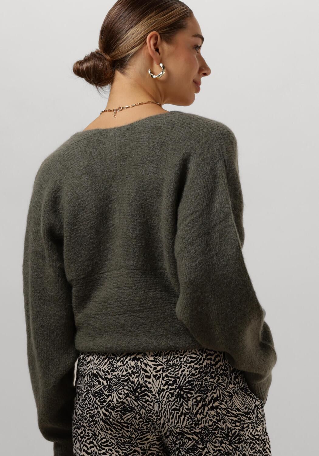 Freya & Mia - Cozy Knitted Pullover