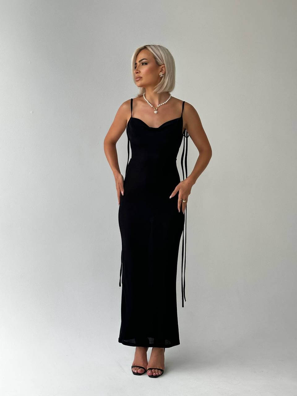 La velour ™ | Serenity Backless Maxi Dresss