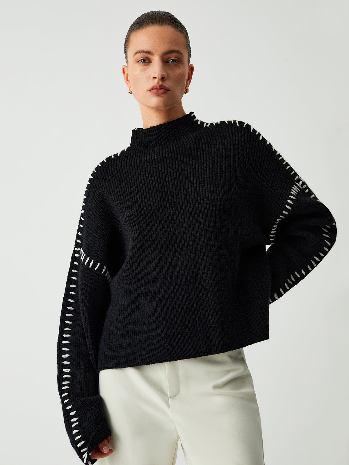 CONTRAST STITCH SWEATER