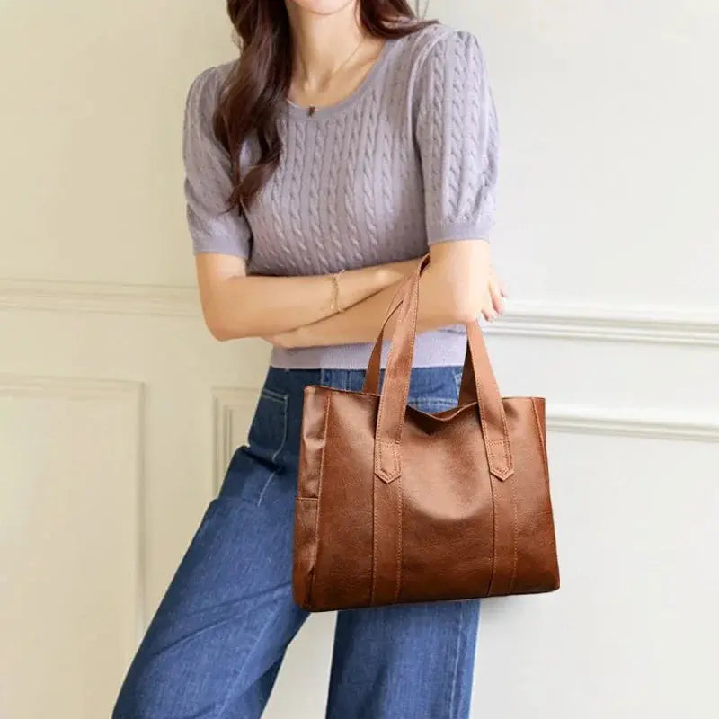 La velour ™  |
 Minimalist Luxe | Soft Leather Shoulder Bag