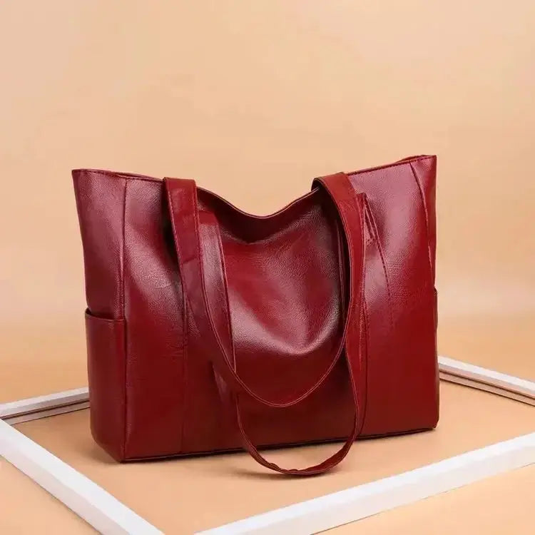 La velour ™  |
 Minimalist Luxe | Soft Leather Shoulder Bag