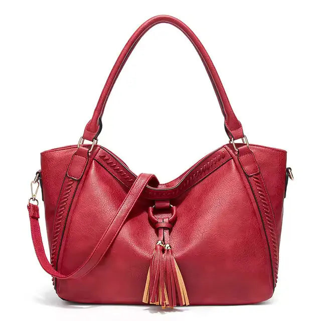 La velour ™  |
 Elegant Sophistication | Leather Shoulder Bag