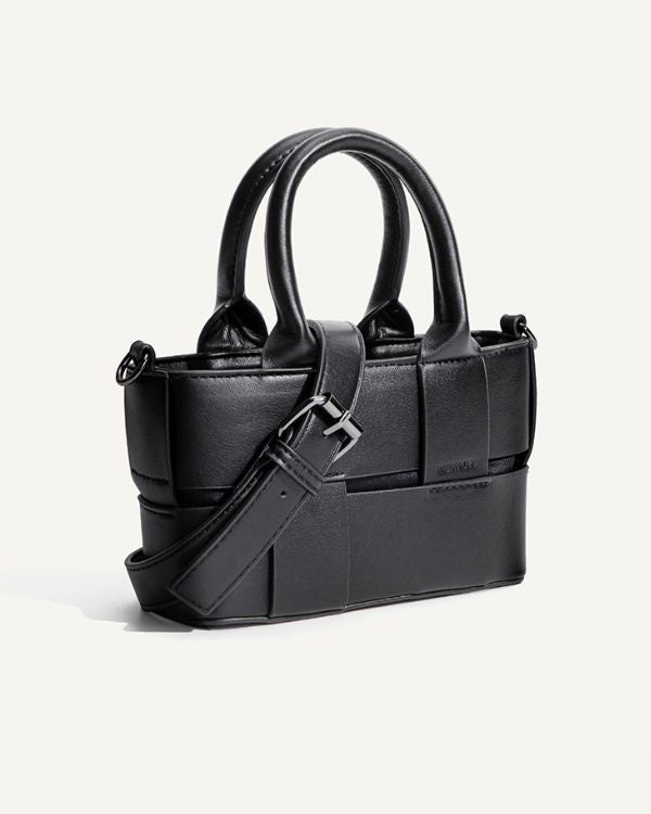 LA VELOUR ™ |
RECTANGLE HANDBAG