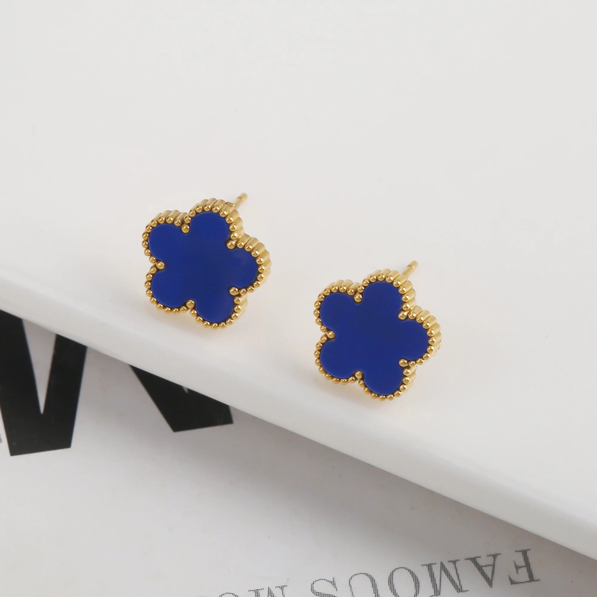 FOUR-LEAF | EAR STUD BLUE